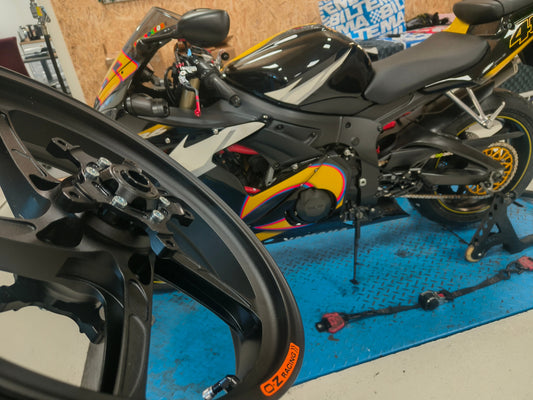 Damarks ondeste Yamaha R6 - Rossi #46 edition - Pitboxen Performance